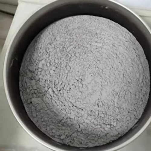Polvo metálico muy expuesto a la humedad