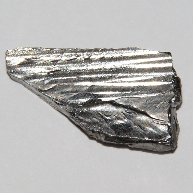 Single piece of tantalum2C about 1 cm in size